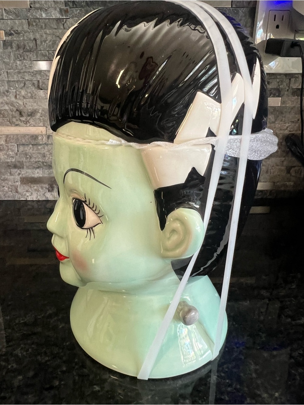 BRIDE OF FRANKENSTEIN Ceramic Bust Halloween Canister/Cookie Jar-AMAZING!! - Picture 4 of 9